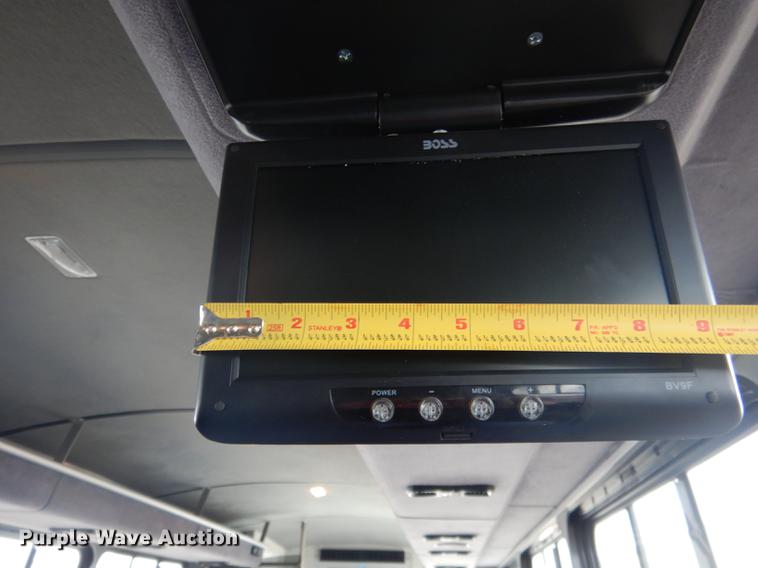 image for item FA9271 2008 International Champion shuttle bus