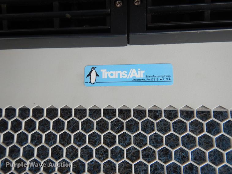 image for item FA9271 2008 International Champion shuttle bus