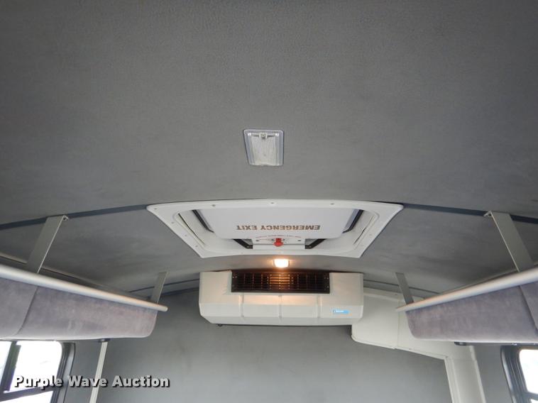 image for item FA9271 2008 International Champion shuttle bus