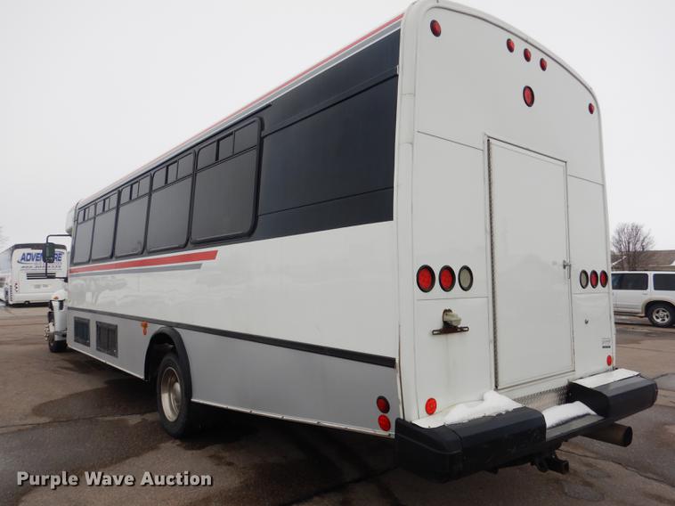 image for item FA9271 2008 International Champion shuttle bus