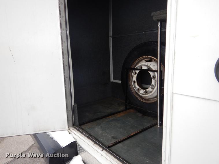 image for item FA9271 2008 International Champion shuttle bus