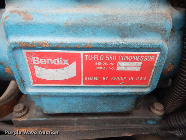 image for item FA9271 2008 International Champion shuttle bus