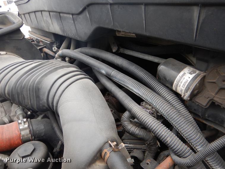 image for item FA9271 2008 International Champion shuttle bus