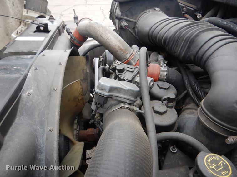 image for item FA9271 2008 International Champion shuttle bus