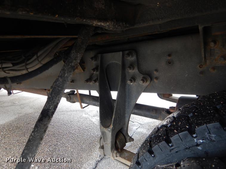 image for item FA9271 2008 International Champion shuttle bus