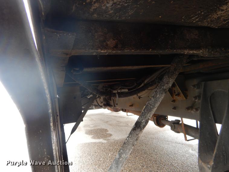 image for item FA9271 2008 International Champion shuttle bus