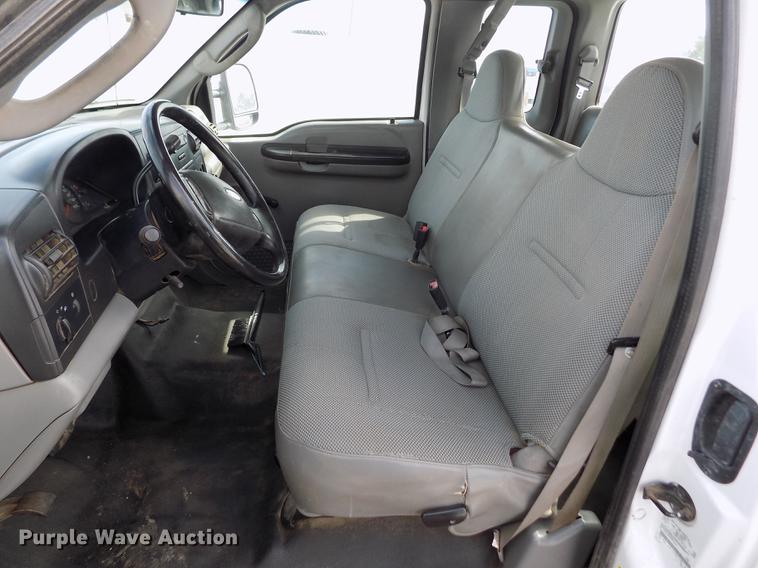 image for item FA9505 2006 Ford F250 Super Duty XL SuperCab pickup truck