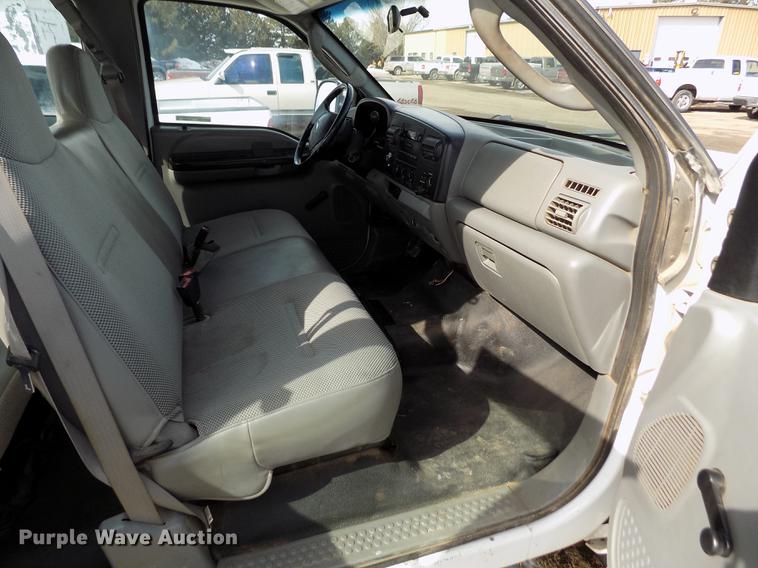 image for item FA9505 2006 Ford F250 Super Duty XL SuperCab pickup truck