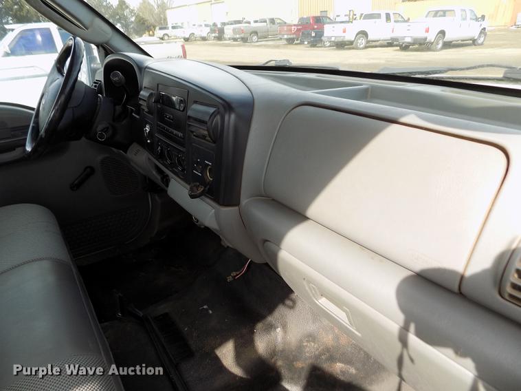 image for item FA9505 2006 Ford F250 Super Duty XL SuperCab pickup truck