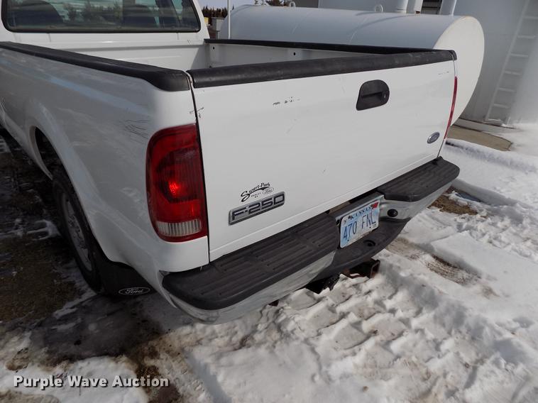 image for item FA9505 2006 Ford F250 Super Duty XL SuperCab pickup truck