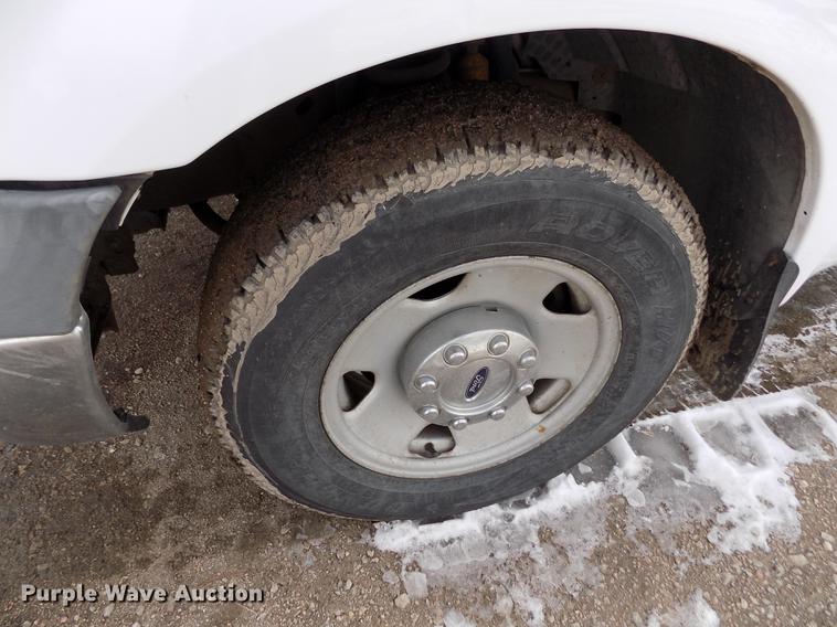 image for item FA9505 2006 Ford F250 Super Duty XL SuperCab pickup truck