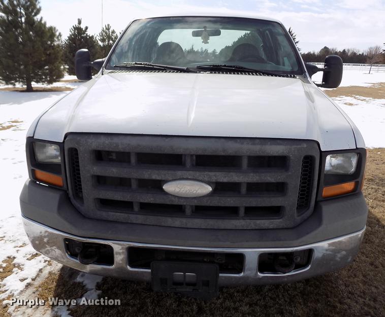 image for item FA9506 2007 Ford F250 Super Duty XL SuperCab pickup truck