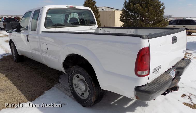 image for item FA9506 2007 Ford F250 Super Duty XL SuperCab pickup truck