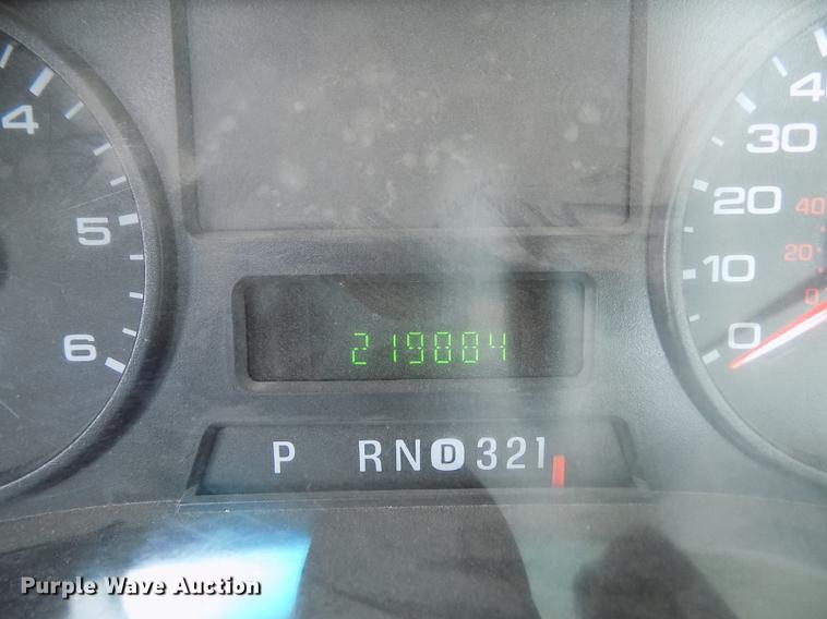 image for item FA9506 2007 Ford F250 Super Duty XL SuperCab pickup truck