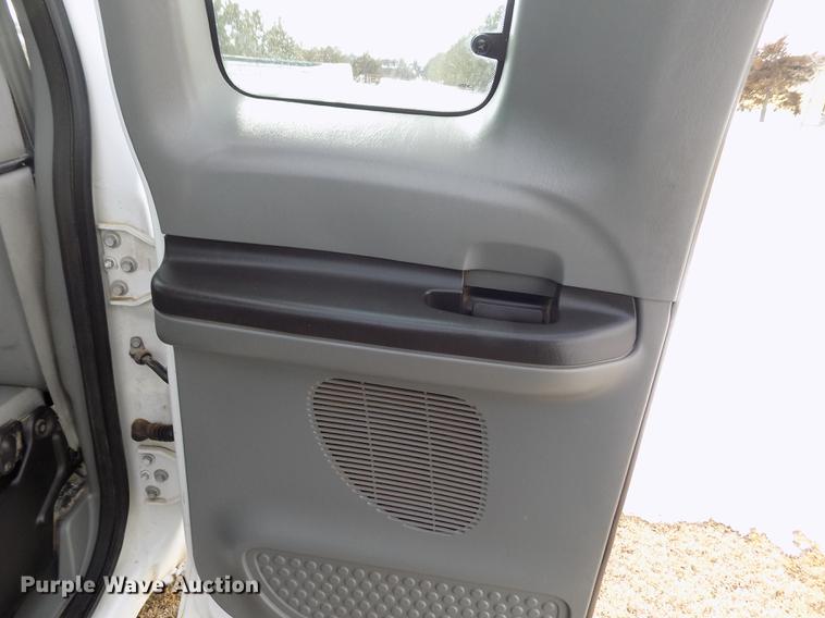 image for item FA9506 2007 Ford F250 Super Duty XL SuperCab pickup truck