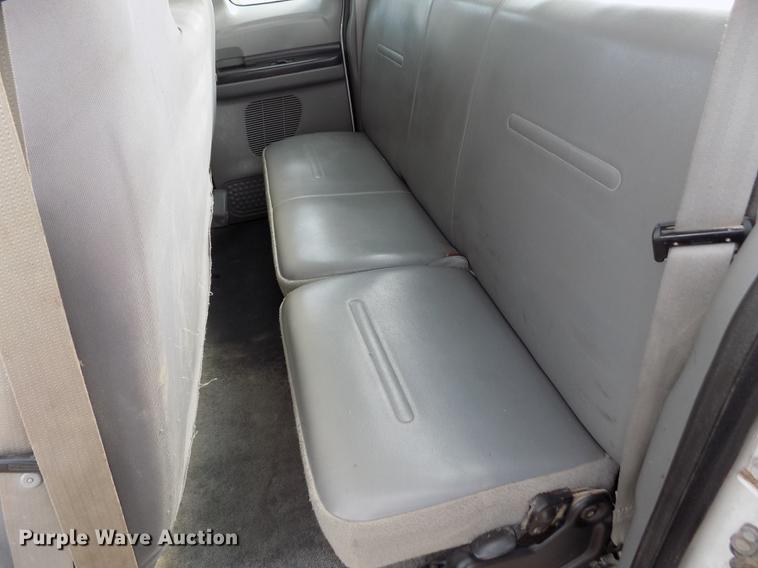 image for item FA9506 2007 Ford F250 Super Duty XL SuperCab pickup truck