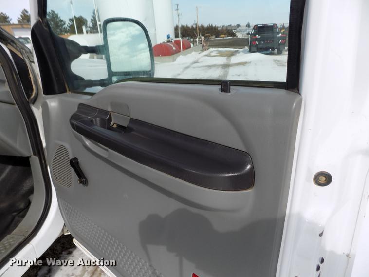 image for item FA9506 2007 Ford F250 Super Duty XL SuperCab pickup truck