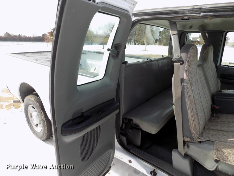 image for item FA9506 2007 Ford F250 Super Duty XL SuperCab pickup truck