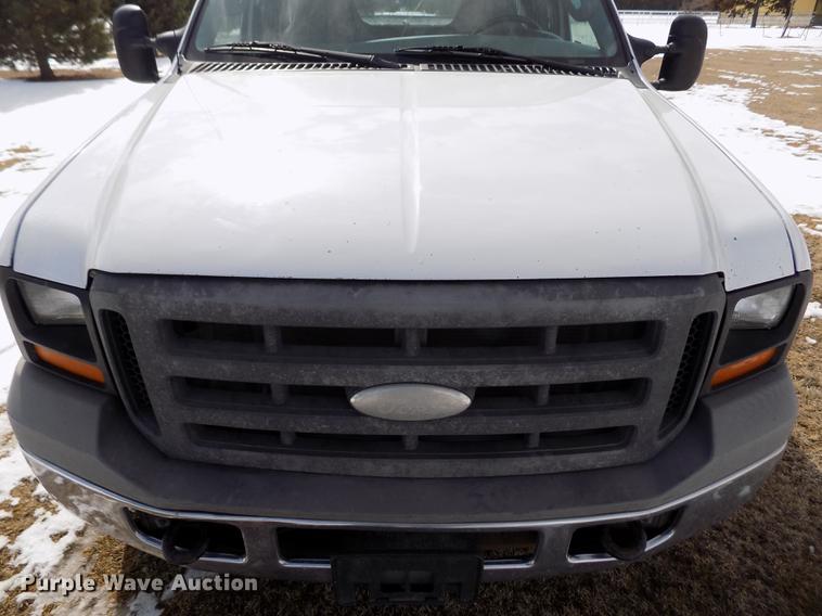 image for item FA9506 2007 Ford F250 Super Duty XL SuperCab pickup truck