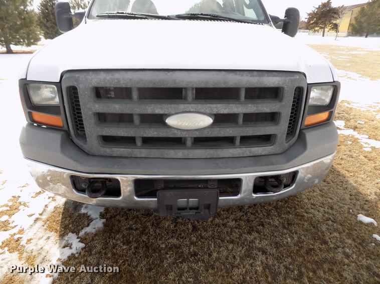 image for item FA9506 2007 Ford F250 Super Duty XL SuperCab pickup truck