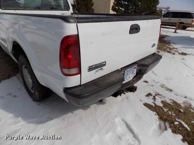 image for item FA9506 2007 Ford F250 Super Duty XL SuperCab pickup truck