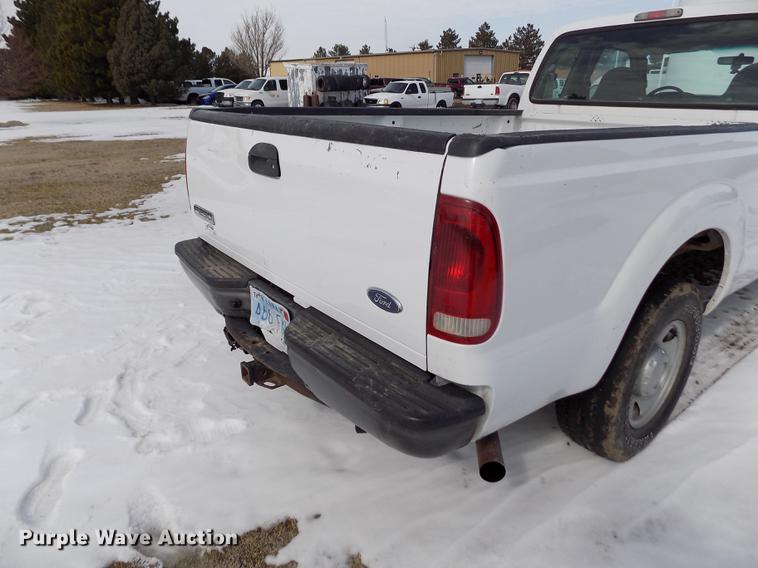 image for item FA9506 2007 Ford F250 Super Duty XL SuperCab pickup truck