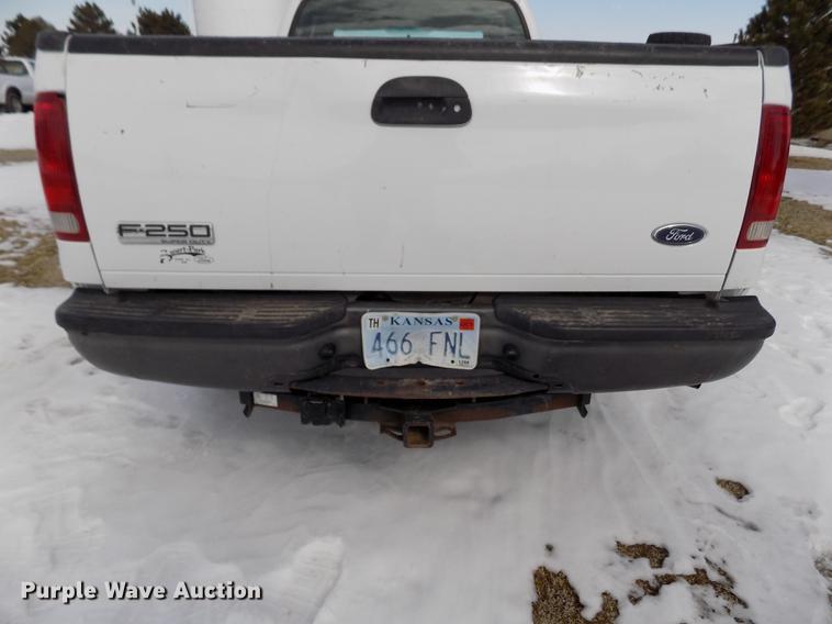 image for item FA9506 2007 Ford F250 Super Duty XL SuperCab pickup truck