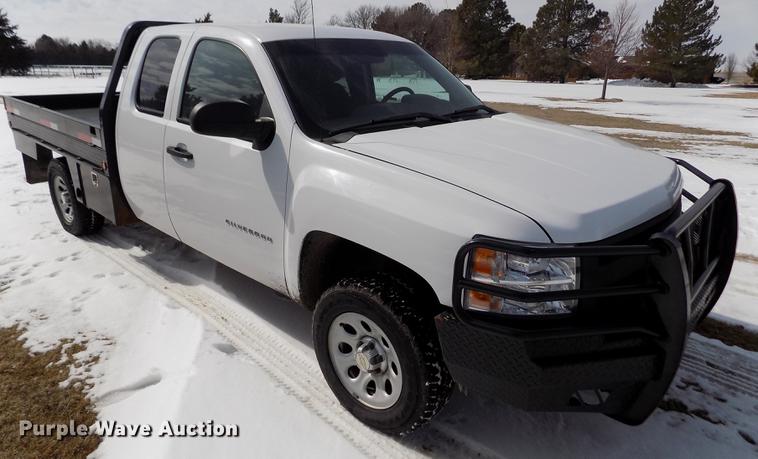 image for item FA9508 2011 Chevrolet Silverado 1500 Ext. Cab flatbed pickup truck