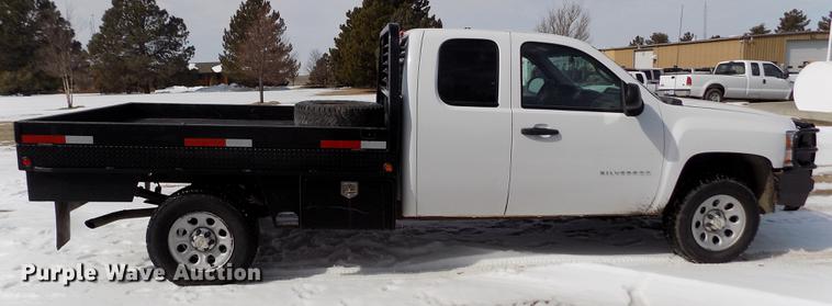 image for item FA9508 2011 Chevrolet Silverado 1500 Ext. Cab flatbed pickup truck