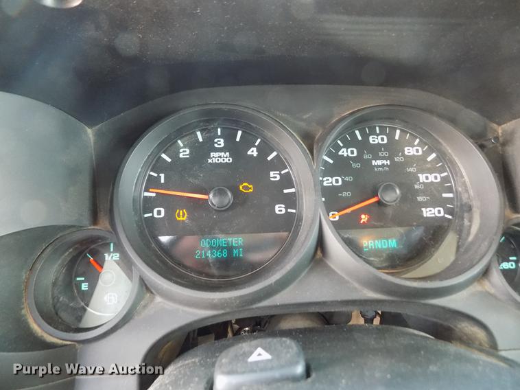 image for item FA9508 2011 Chevrolet Silverado 1500 Ext. Cab flatbed pickup truck