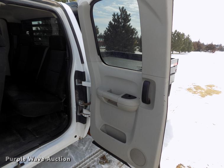 image for item FA9508 2011 Chevrolet Silverado 1500 Ext. Cab flatbed pickup truck