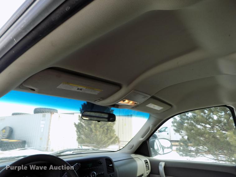 image for item FA9508 2011 Chevrolet Silverado 1500 Ext. Cab flatbed pickup truck