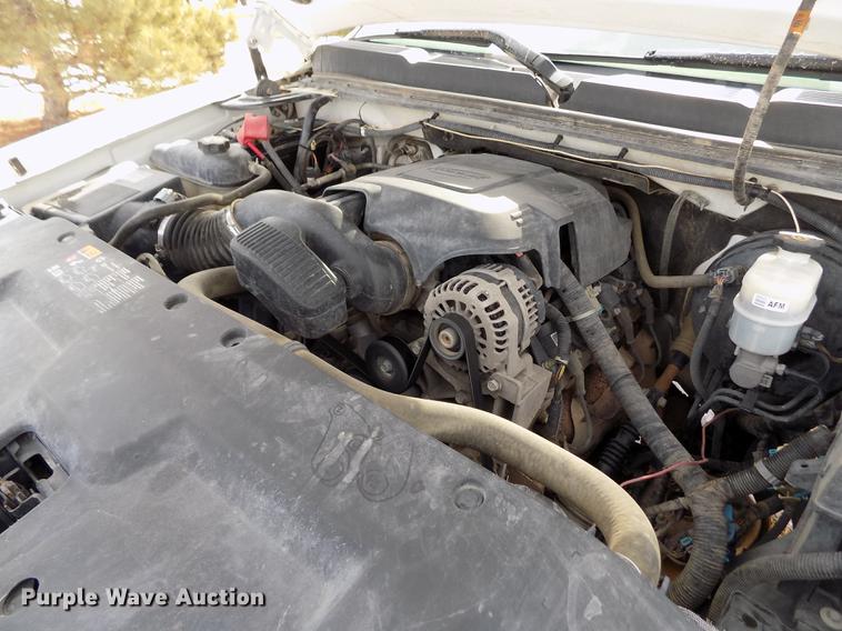 image for item FA9508 2011 Chevrolet Silverado 1500 Ext. Cab flatbed pickup truck