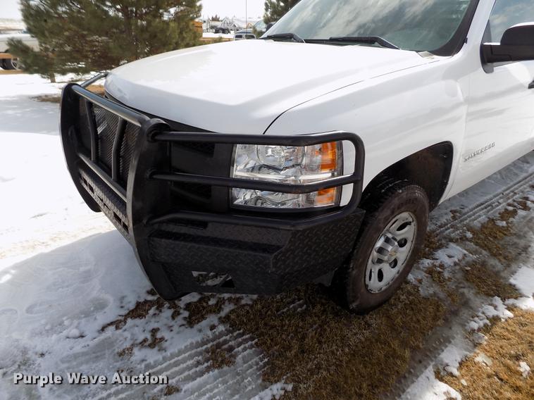 image for item FA9508 2011 Chevrolet Silverado 1500 Ext. Cab flatbed pickup truck