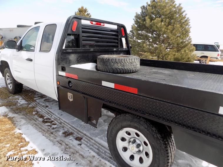 image for item FA9508 2011 Chevrolet Silverado 1500 Ext. Cab flatbed pickup truck