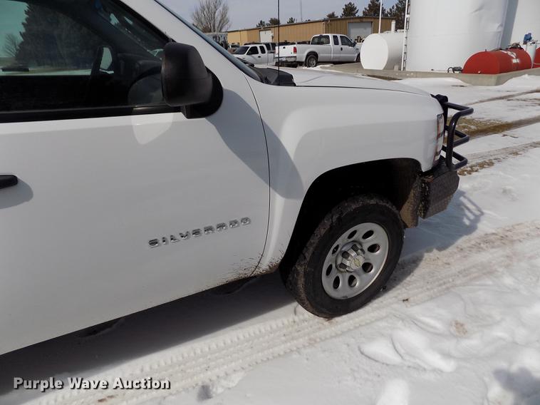 image for item FA9508 2011 Chevrolet Silverado 1500 Ext. Cab flatbed pickup truck