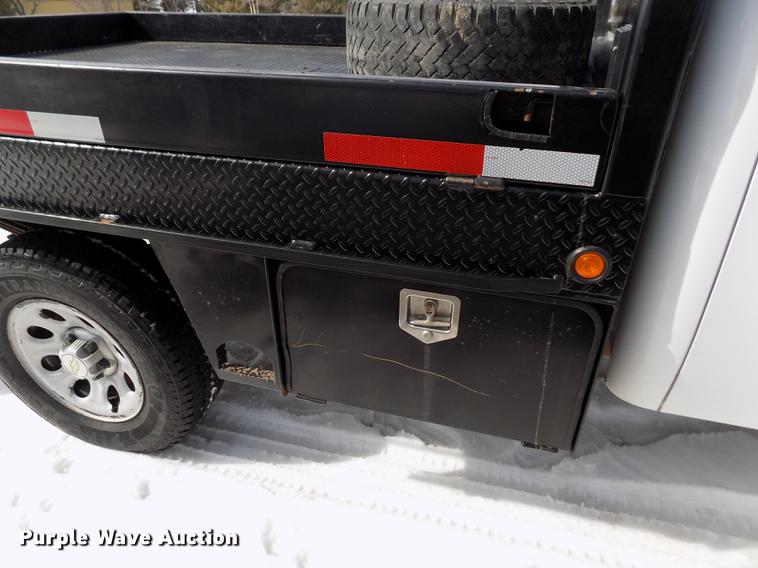 image for item FA9508 2011 Chevrolet Silverado 1500 Ext. Cab flatbed pickup truck