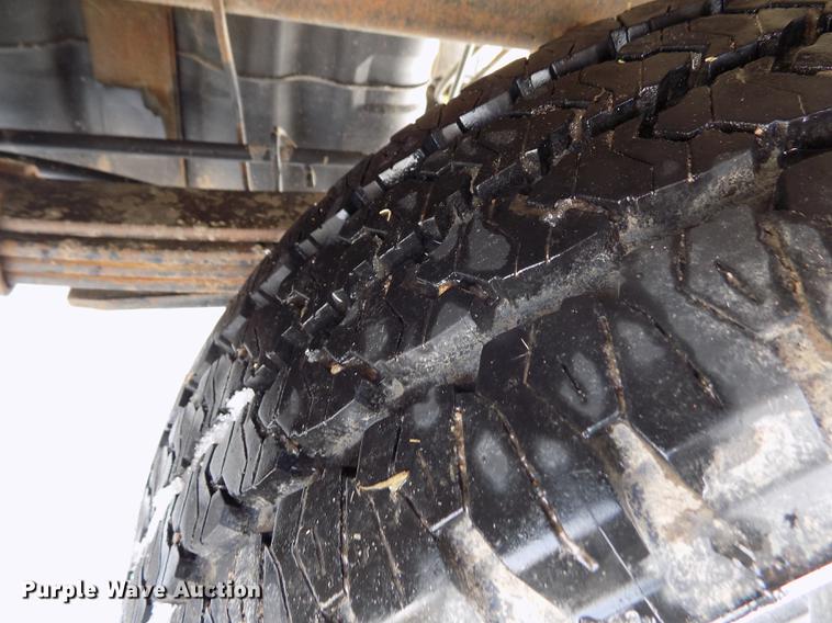 image for item FA9508 2011 Chevrolet Silverado 1500 Ext. Cab flatbed pickup truck