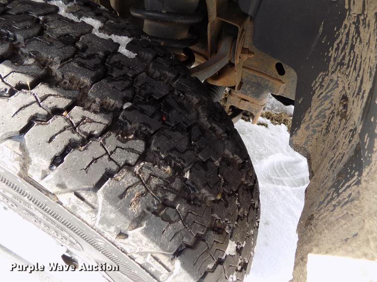 image for item FA9508 2011 Chevrolet Silverado 1500 Ext. Cab flatbed pickup truck