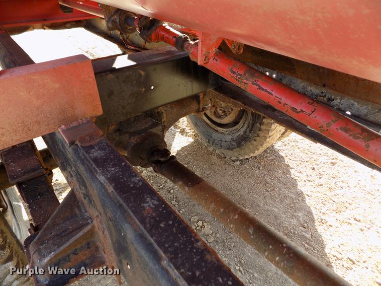 image for item FA9511 1976 International Loadstar 1600 feed mixer truck