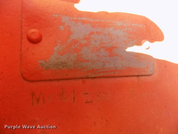 image for item FA9511 1976 International Loadstar 1600 feed mixer truck