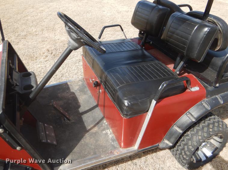 image for item FA9513 1988 EZ GO golf cart