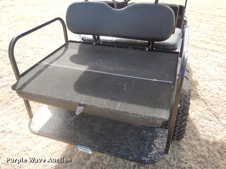 image for item FA9513 1988 EZ GO golf cart