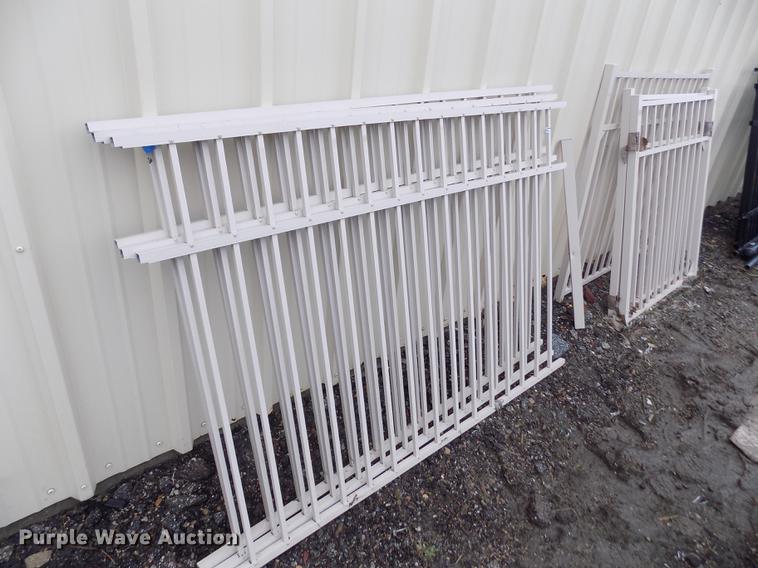 image for item FA9522 Aluminum fencing