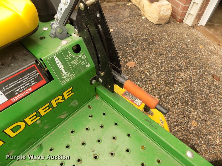 image for item FA9525 John Deere Z225 EZtrak ZTR lawn mower