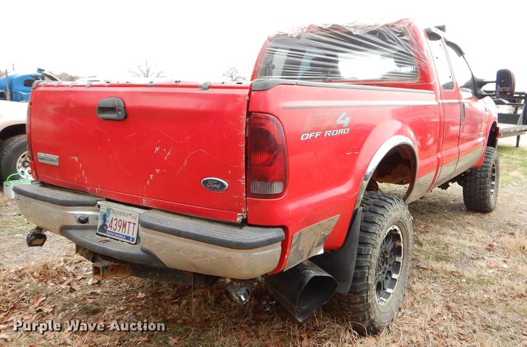 image for item FQ9511 2005 Ford F250 Super Duty SuperCab pickup truck