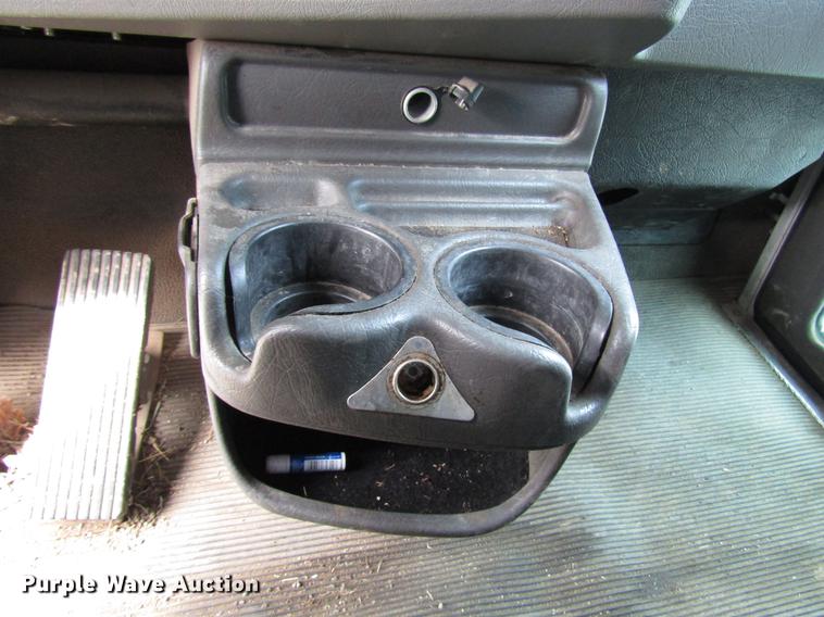 image for item G1639 2013 Kenworth T370 box truck