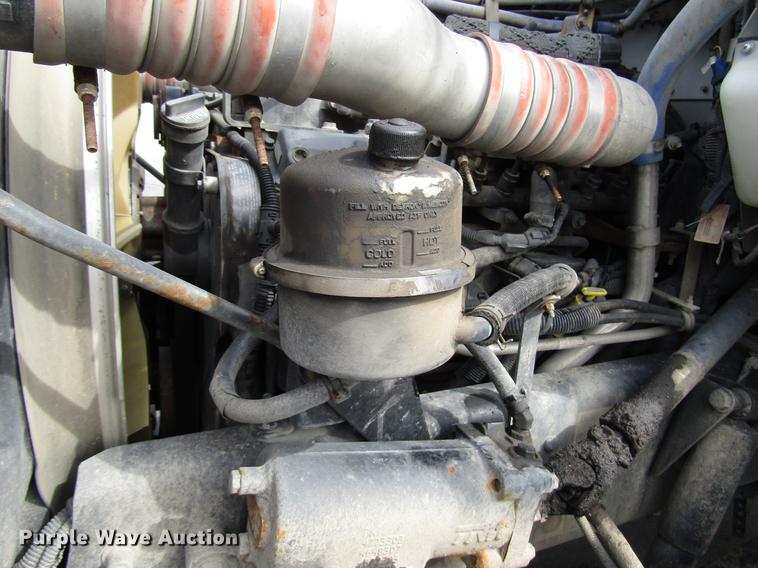 image for item G1639 2013 Kenworth T370 box truck