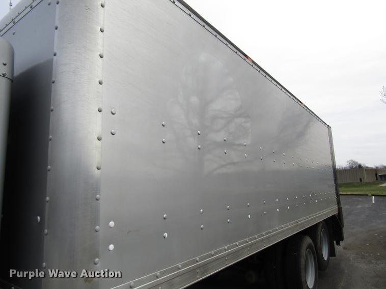 image for item G1639 2013 Kenworth T370 box truck