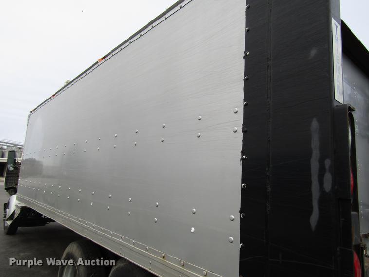 image for item G1639 2013 Kenworth T370 box truck